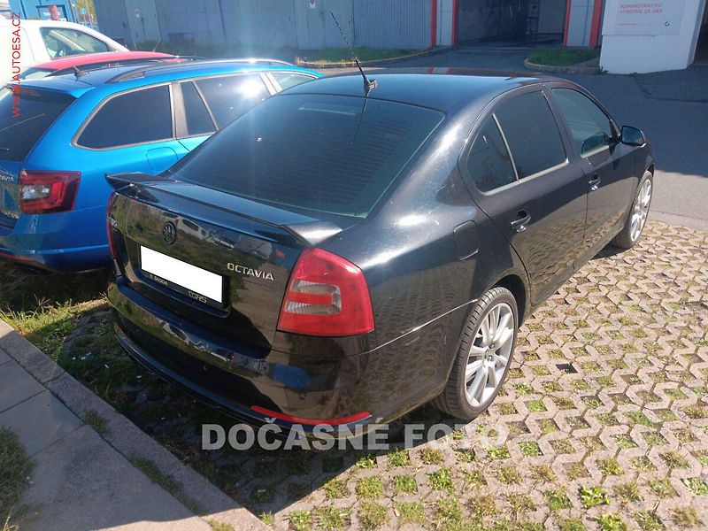 Škoda Octavia (2008) 2.0 TFSi, 2.maj, RS, servis - fotka 2 z 3