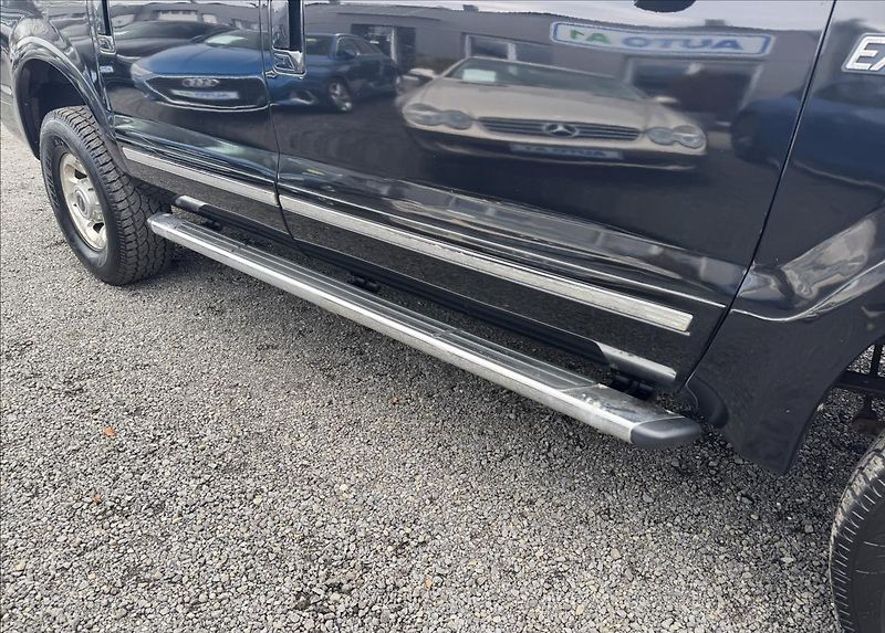Ford Excursion 6,0 V8 4X4 KŮŽE TAŽNÉ NOVÁ STK - fotka 33 z 39