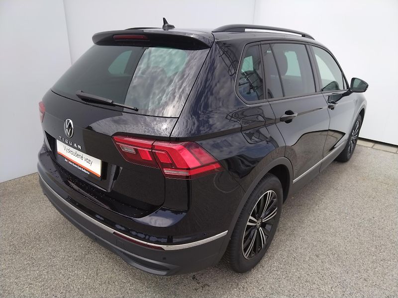 Volkswagen Tiguan Life 1.5 TSI 110kW - fotka 2 z 27