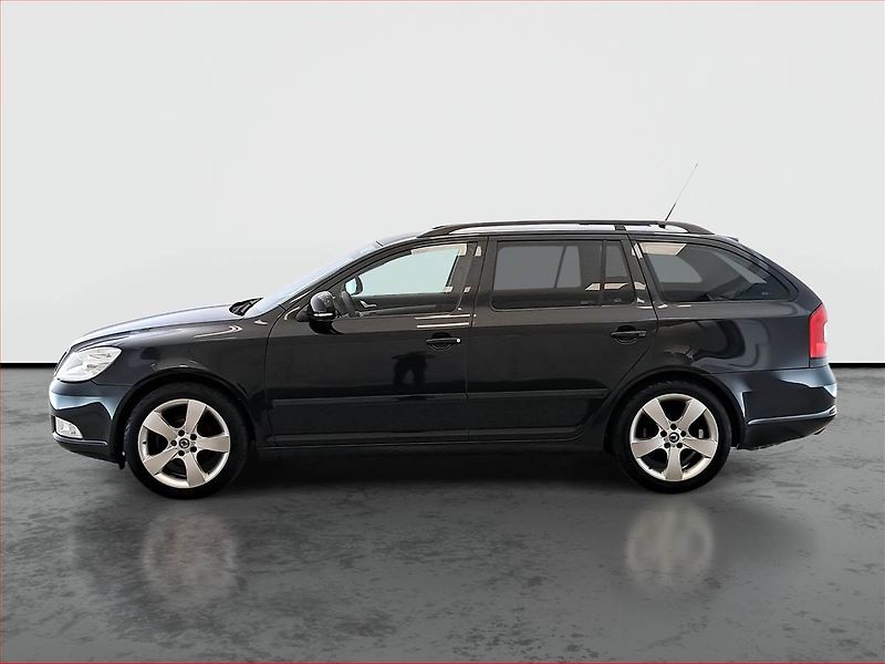 Škoda Octavia (2009) Ambiente 1.8 TSI, Serv.kniha - fotka 3 z 19