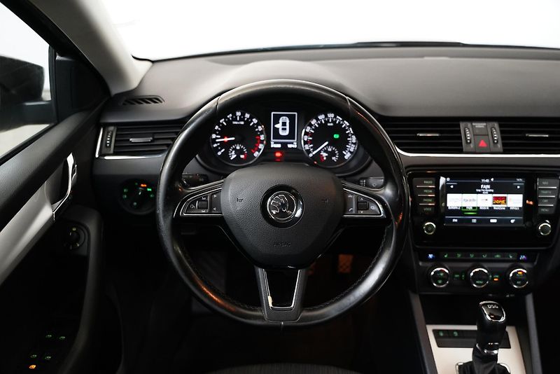 Škoda Octavia - fotka 18 z 28