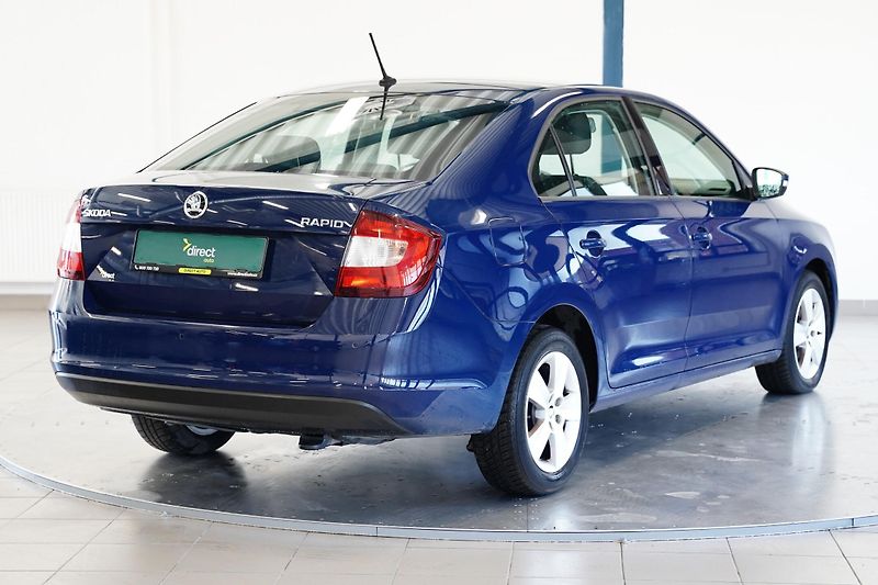 Škoda Rapid - fotka 2 z 23