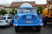 Veteránský závod odstartoval ve Velvarech na náměstí. Cíl byl na náměstí ve Slaném.