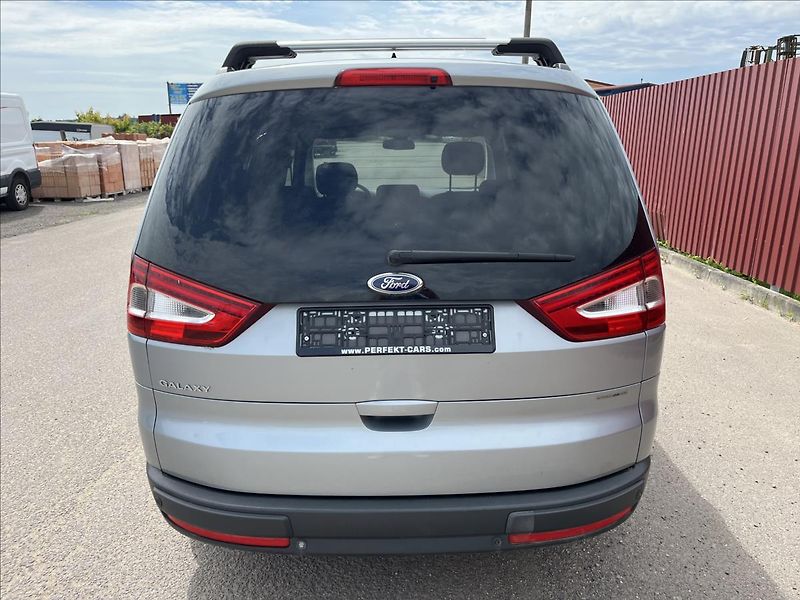 Ford Galaxy 2.0 TDCi 7.MÍST KLIMA ROZVODY - fotka 7 z 40
