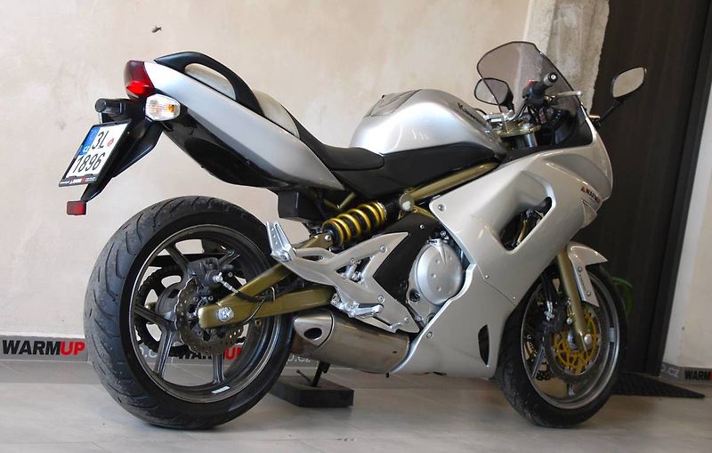 Kawasaki ER-6f (2006) ER6-f - fotka 3 z 20