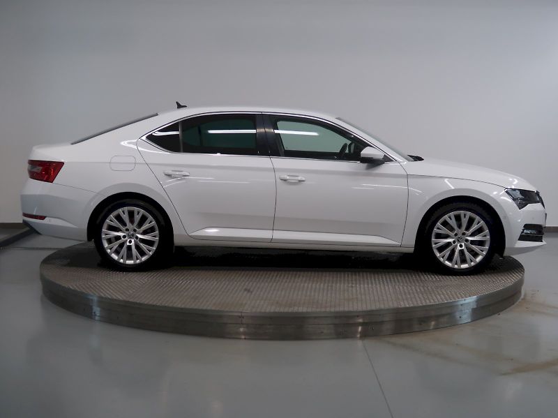 Škoda Superb (2021) STYLE 2.0TDI 147KW 4x4 DSG TAŽ - fotka 8 z 42