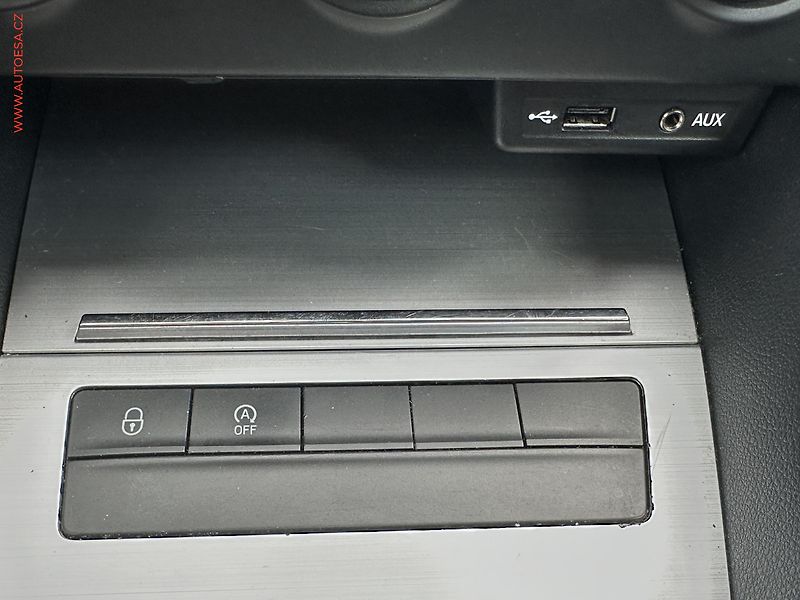 Škoda Octavia (2017) 1.0TSi, ČR, AC, tažné - fotka 14 z 16