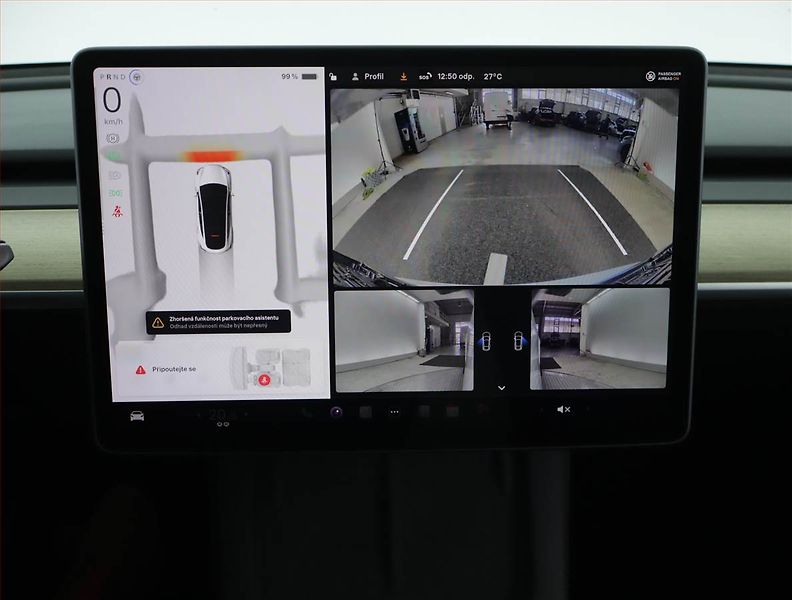 Tesla Model Y (2023) RWD LFP 60kWh, SoH 97% - fotka 18 z 24