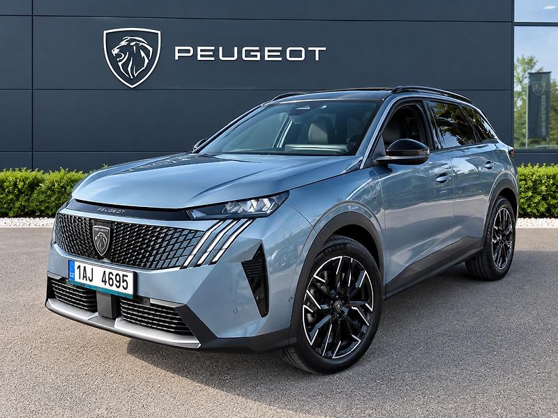 Peugeot 5008 (2025) ALLURE hybrid eDCS6 7míst 1maj - fotka 2 z 36