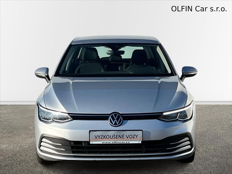 Volkswagen Golf 1,0 TSi 81kW LIFE  REZERVACE 8 - fotka 4 z 25