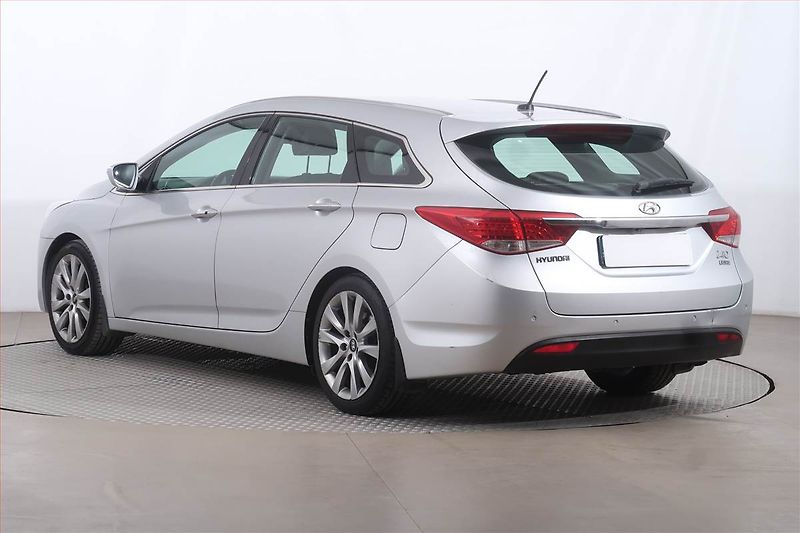 Hyundai i40 (2012) 1.7 CRDi, Serv.kniha, Navi - fotka 4 z 24