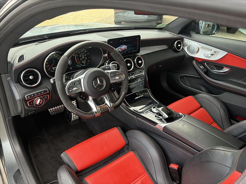 Mercedes-Benz Třídy C AMG C 63 S coupe - fotka 5 z 27