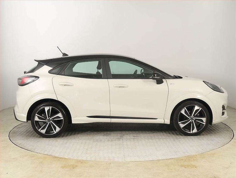 Ford Puma (2020) ST-Line 1.0 EcoBoost - fotka 6 z 20