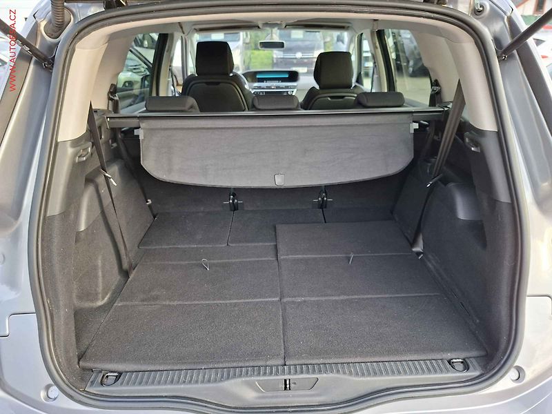 Citroën C4 Picasso (2018) 1.6 HDi, ČR, AC, TZ, kamera - fotka 7 z 19