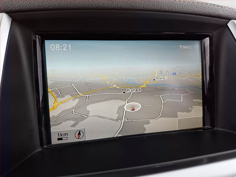 Mercedes-Benz GL (2014) 500 - fotka 16 z 27