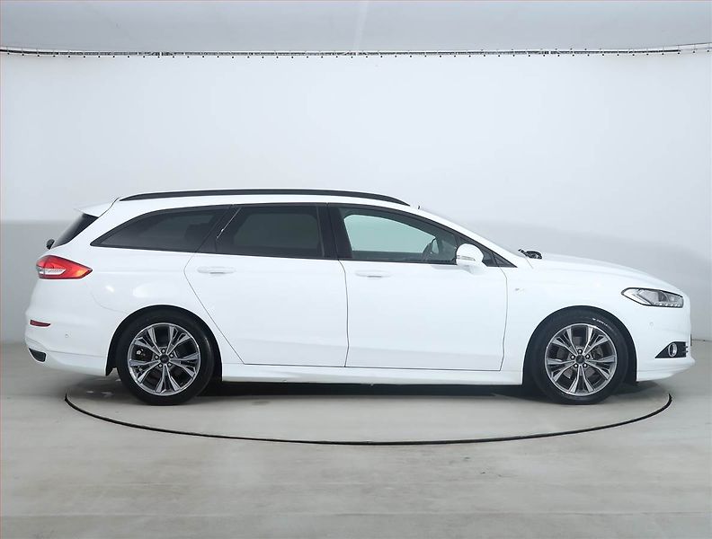 Ford Mondeo (2019) ST-Line 1.5 EcoBoost, Automat - fotka 6 z 27
