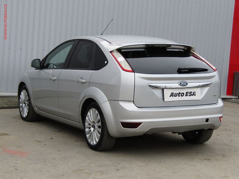 Ford Focus (2008) 2.0TDCi, ČR, AC, TZ, bixen - fotka 6 z 14