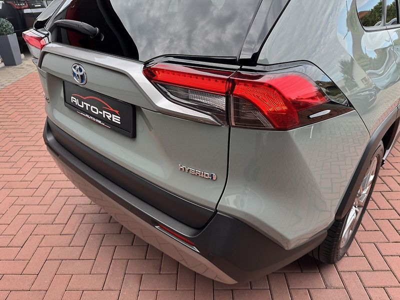 Toyota RAV4 (2023) 2.5HSD 4WD Hybrid Executive - fotka 39 z 49