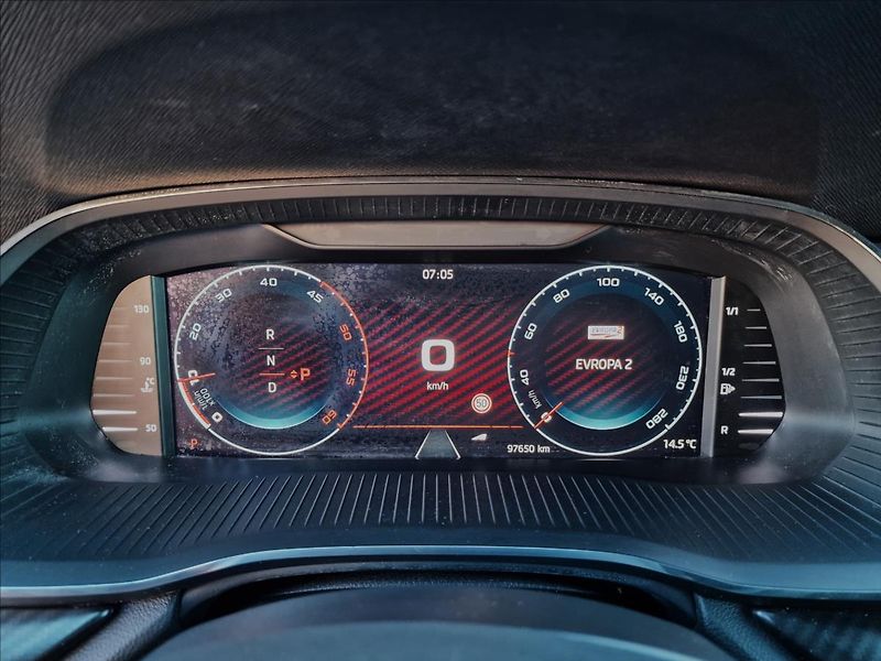 Škoda Octavia 2.0 TDI 147kW DSG 4x4 RS,1Maj - fotka 22 z 50