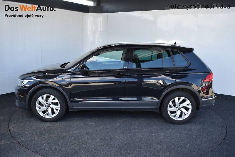 Volkswagen Tiguan (2023) 1.5TSI 5let záruka,manuál - fotka 3 z 24