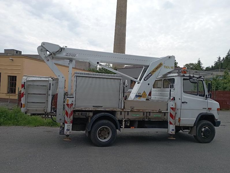 Mercedes-Benz (2009) vario 4x4 plošina - fotka 11 z 20