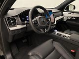 Volvo XC90 (2026) B5 AWD BLACK EDITION ULTRA 7 - náhled 27