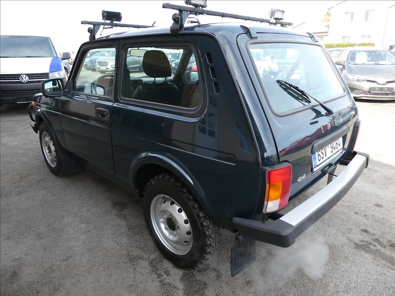 Lada Niva 1,7 i 4x4 61kW LPG, DPH, ČR - fotka 7 z 37