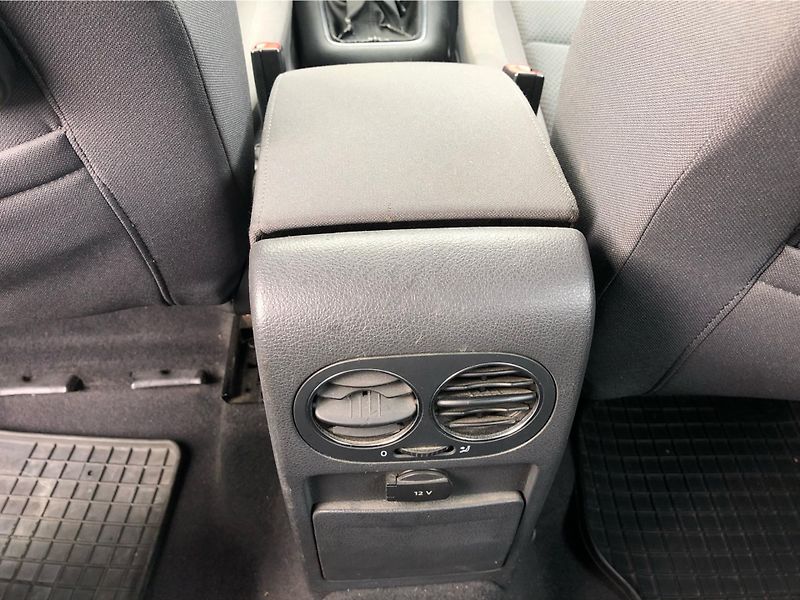 Volkswagen Golf Plus A 1.9 TDI - fotka 21 z 28
