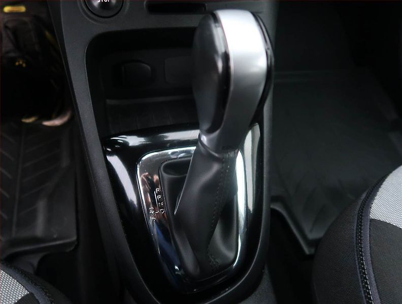 Renault Captur (2016) 1.2 TCe, Automat, Tempomat - fotka 13 z 22