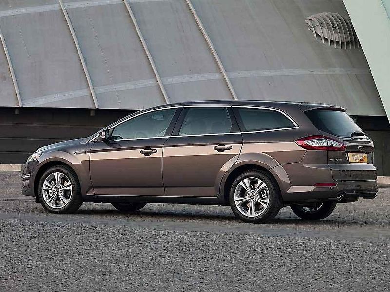 Ford Mondeo kombi.