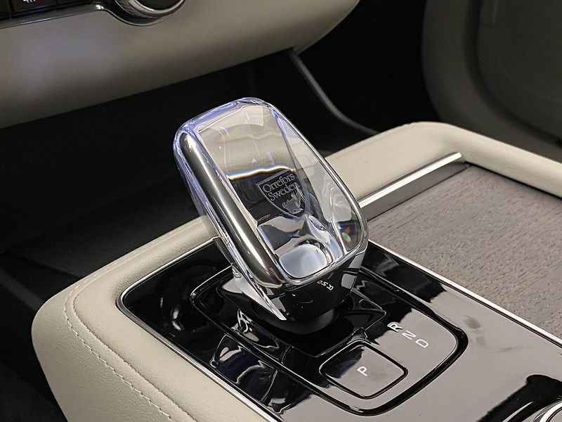 Volvo XC90 T8 AWD RECHARGE BRIGHT PLUS 7m - fotka 28 z 68