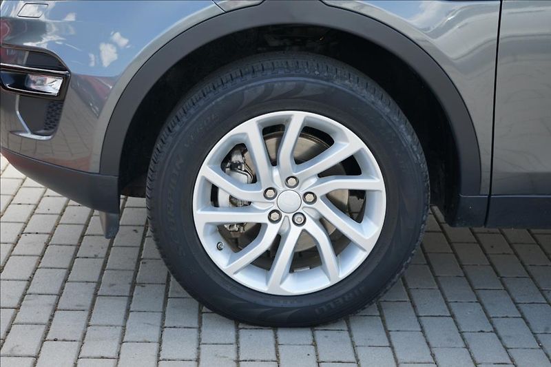 Land Rover Discovery Sport 2,0 TD4 110kW SE,1Maj,ČR,DPH - fotka 9 z 38
