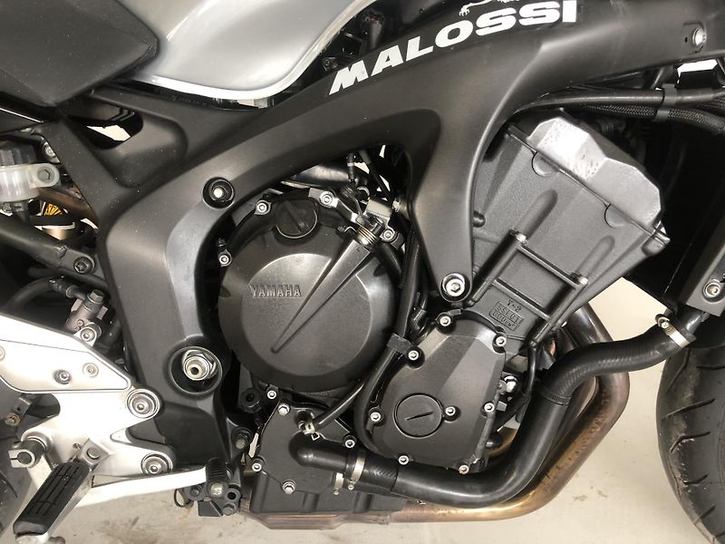 Yamaha FZ 6 N Fazer - fotka 16 z 18