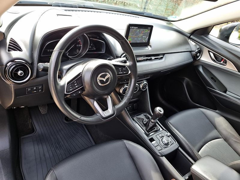Mazda CX-3 (2021) 2.0 SPORTS LINE,NAVI,HEAD UP - fotka 16 z 41