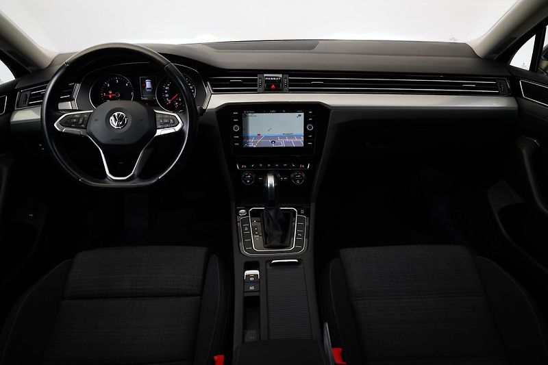Volkswagen Passat - fotka 5 z 26