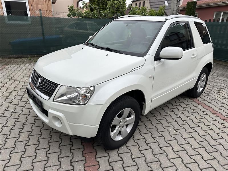 Suzuki Grand Vitara 1,6 4x4 - fotka 9 z 18