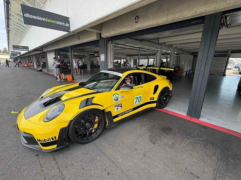 Sedmdesátiletý Jaroslav Mikoláš vyhrál celý německý seriál Porsche PCC Pro. Foto: se svolením J. Mikoláše