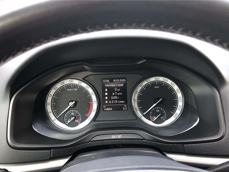 Škoda Karoq 2.0 TDi DSG 7st. AMBITION - fotka 20 z 29