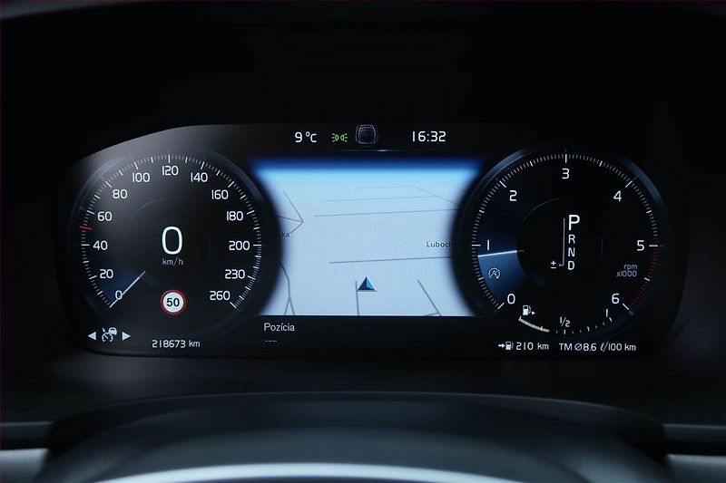Volvo V90 (2018) D4, Automat, Serv.kniha, Kůže - fotka 11 z 27
