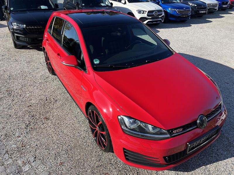 Volkswagen Golf (2016) GTD 2.0 TDI DSG 135 KW - fotka 9 z 25
