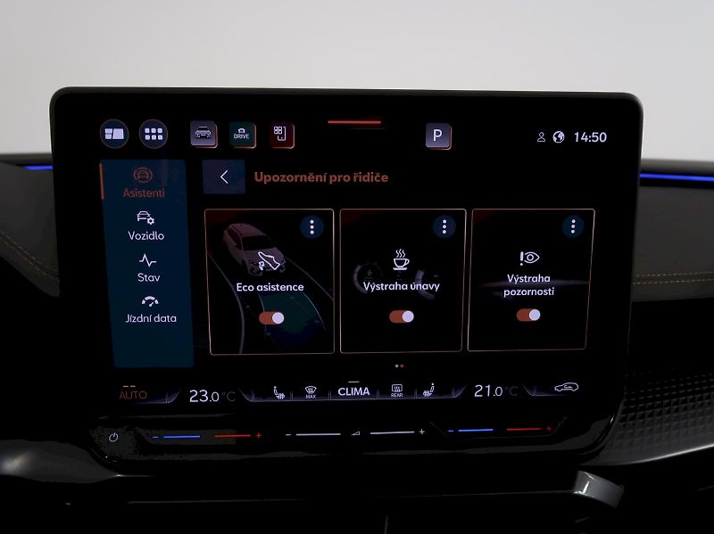 Cupra Leon (2025) ST 1.5 eTSI 110KW DSG - fotka 29 z 43