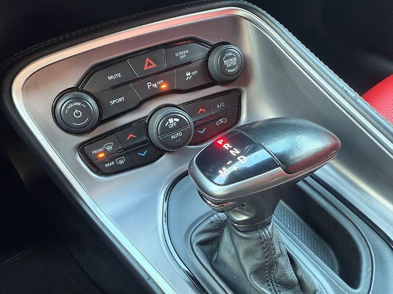 Dodge Challenger (2018) - fotka 32 z 45