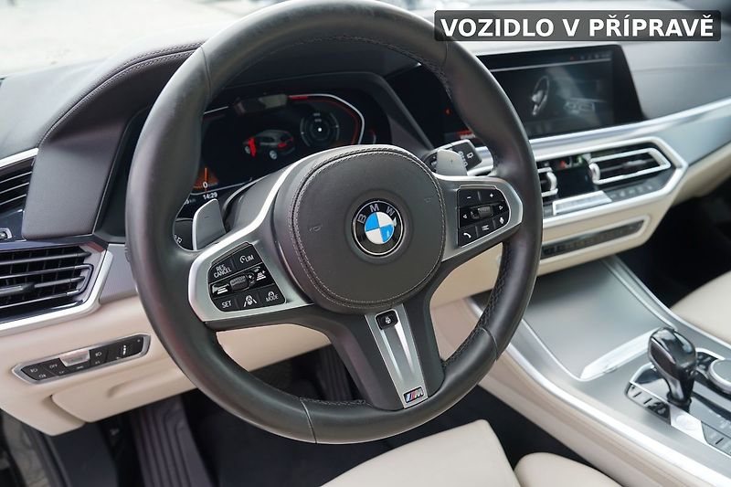 BMW X5 xDrive 40i 250kW TAŽNÉ/PANORAM - fotka 13 z 15