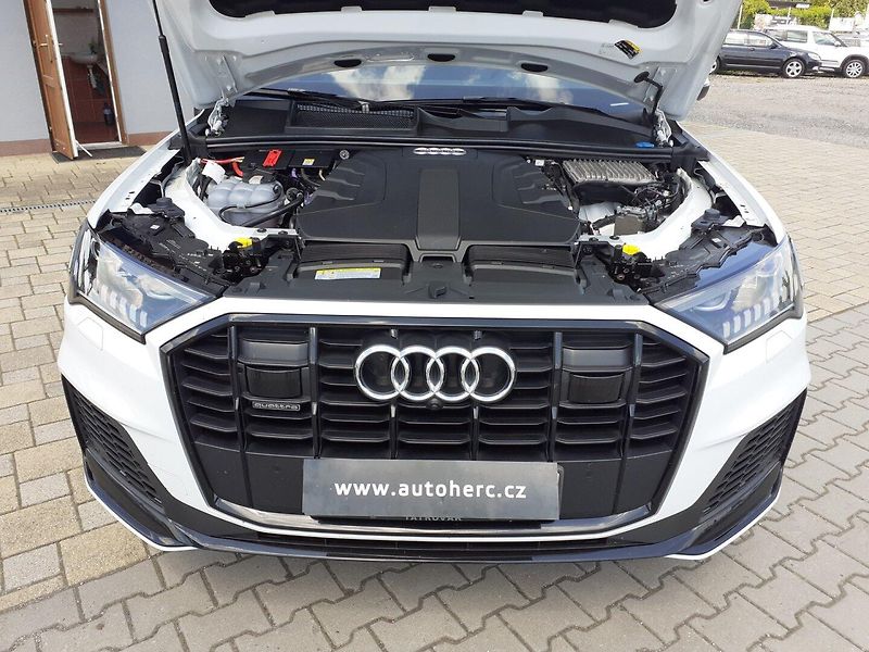 Audi Q7 (2020) 50 TDi  S -Line Mild-hybrid - fotka 34 z 41