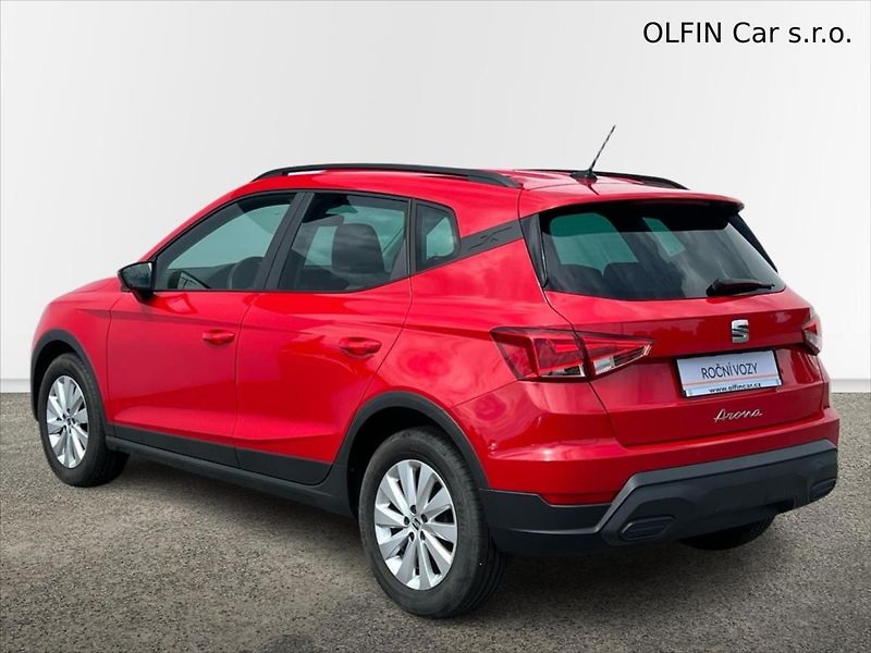 Seat Arona 1,0 TSi 70kW STYLE - fotka 9 z 25