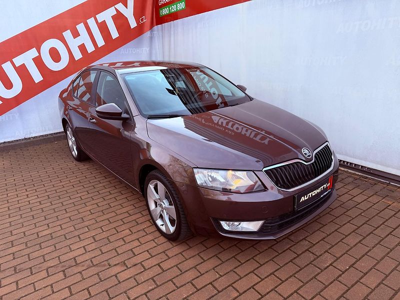 Škoda Octavia 1.6 TDi Elegance, ČR - fotka 3 z 21
