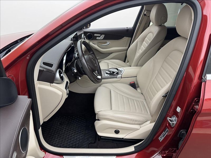 Mercedes-Benz GLC 2,0 DPH 4X4 LED KŮŽE 2XKOLA CZ - fotka 33 z 43