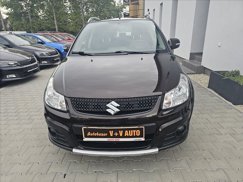 Suzuki SX4 1,6 VVTI 88KW STYLE  AUTOMAT - fotka 2 z 43