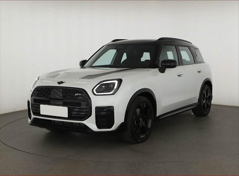 Mini Countryman (2025) S All4, JCW, HUD, Kamera, Navi - fotka 2 z 23