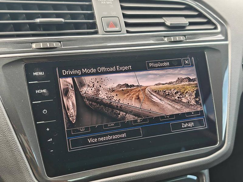 Volkswagen Tiguan Elegance 4Motion 2,0TDI - fotka 13 z 28